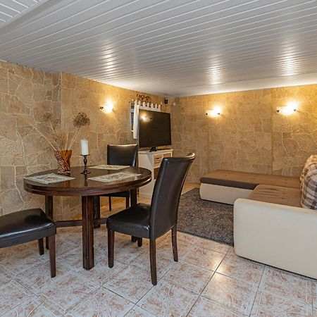 Spacious Studio Apartment By Polo Apartments Κάουνας Εξωτερικό φωτογραφία
